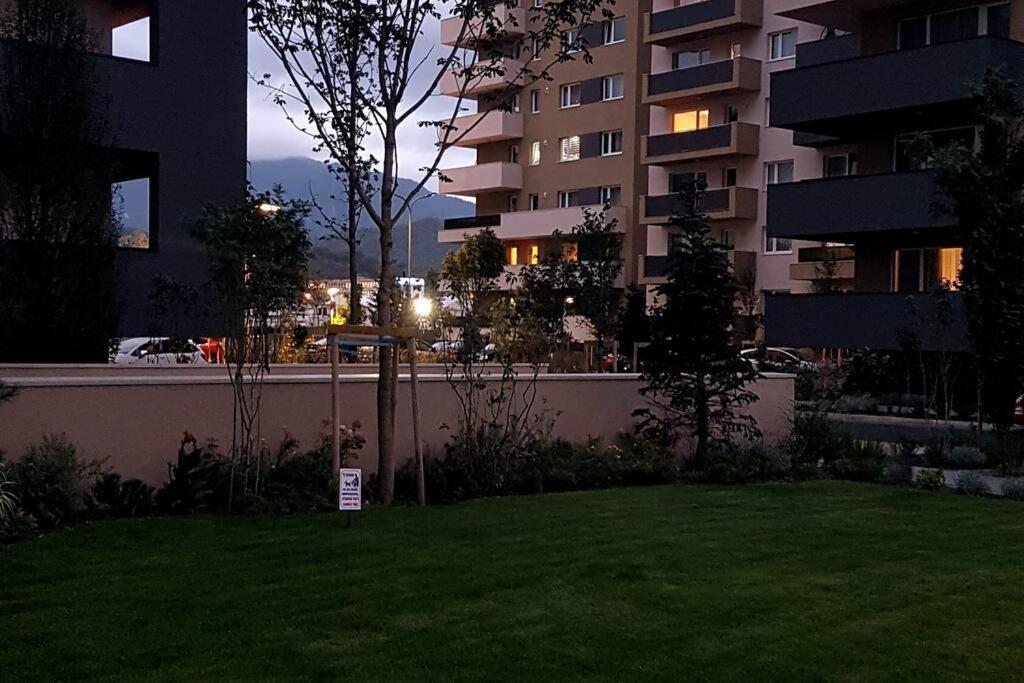 Garsonieră minunată în cartierul rezidențial Urban Plaza Apartment Brașov Exterior foto